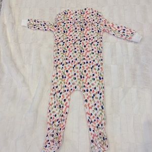 Like NEW, worn once Magnetic Me footie!